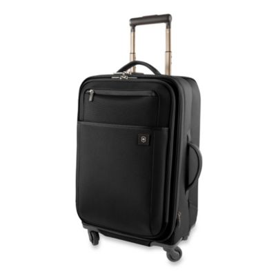 victorinox 22 inch carry on