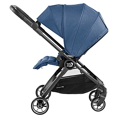 Baby Jogger&reg; City Tour&trade; LUX Stroller in Iris. View a larger version of this product image.