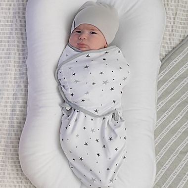 Ely&#39;s &amp; Co.&reg; Size 0-3M 2-Pack Stars Adjustable Swaddle Blankets in Grey. View a larger version of this product image.