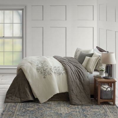 Bee &amp; Willow&trade; Stone Wash Coverlet
