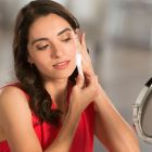 Alternate image 3 for Flawless&reg; Dermaplane&trade; GLO