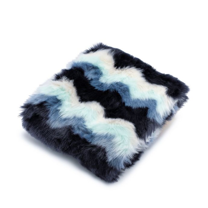 UGG® Big Wave Throw Blanket | Bed Bath & Beyond