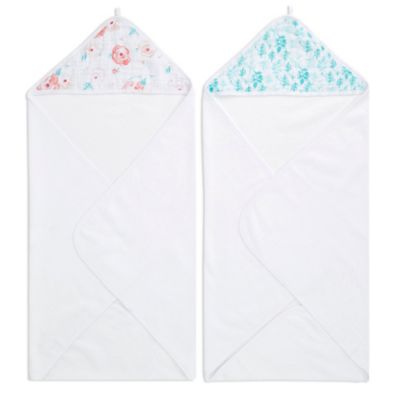 aden + anais&trade; essentials 2-Pack Full Bloom Hooded Towels in Pink