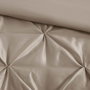 Madison Park Laurel Bedding Collection. View a larger version of this product image.