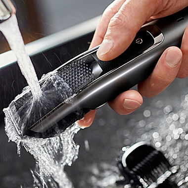 Philips Series 5000 Beard Trimmer in Black. View a larger version of this product image.