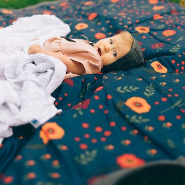 Little Unicorn&reg; Midnight Poppy Outdoor Blanket in Blue/Red. View a larger version of this product image.