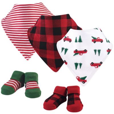 Hudson Baby&reg; Size 0-9M 5-Piece Christmas Tree Bib and Sock Set in Red