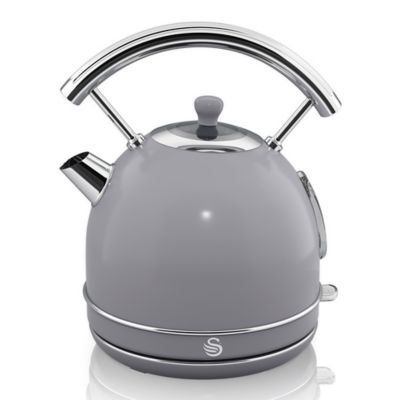 Retro Dome 1.7-Liter Electric Kettle in 