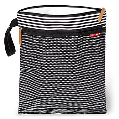 SKIP*HOP&reg; Grab &amp; Go Wet/Dry Bag in Black/White. View a larger version of this product image.