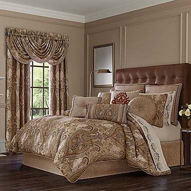 J. Queen New York&trade; Luciana 4-Piece Queen Comforter Set in Beige. View a larger version of this product image.