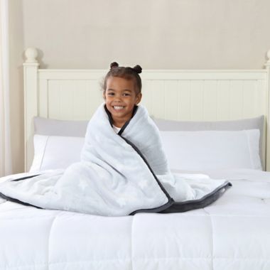 Therapedic&reg; Glow-in-the-Dark Reversible 6 lb. Weighted Throw Blanket in Grey. View a larger version of this product image.