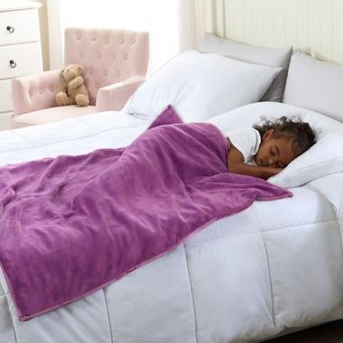 Therapedic&reg; Nubby Reversible 6 lb. Weighted Throw Blanket in Purple. View a larger version of this product image.