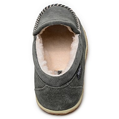 Minnetonka&reg; Tilden Men&#39;s Moccasin Slippers. View a larger version of this product image.
