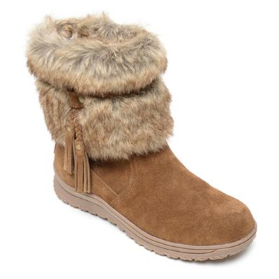 minnetonka fur boots
