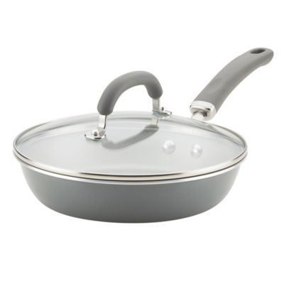 deep skillet pan