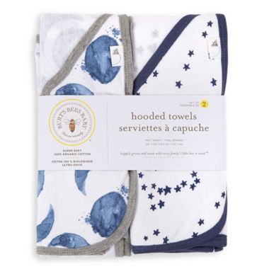 Burt's Bees Baby&reg; 2-Pack Organic Cotton Hooded Towels in Indigo. View a larger version of this product image.