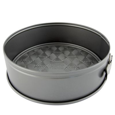metal baking pan
