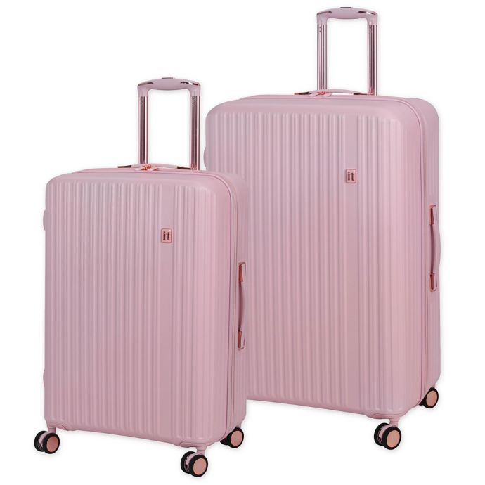 it luggage 21.8