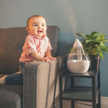 Crane 0.5-Gallon Droplet Ultrasonic Cool Mist Humidifier in Clear/White. View a larger version of this product image.