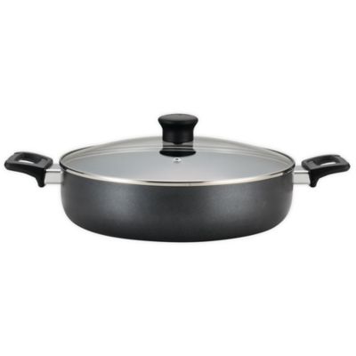 covered saute pan