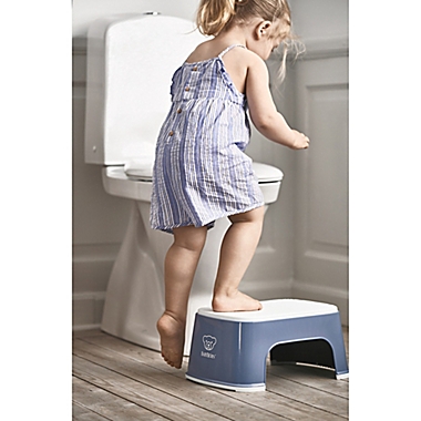 BABYBJ&Ouml;RN&reg; Step Stool in Deep Blue/White. View a larger version of this product image.