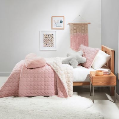 pink ugg bedding