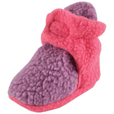 luvable friends fleece booties