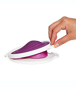 Contenedor de plástico para cebollas OXO Good Grips® Cut & Keep color morado