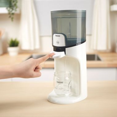 Baby Brezza&reg; Instant Warmer. View a larger version of this product image.