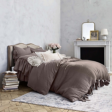Wamsutta&reg; Vintage Abigall Queen Duvet Cover in Raisin. View a larger version of this product image.