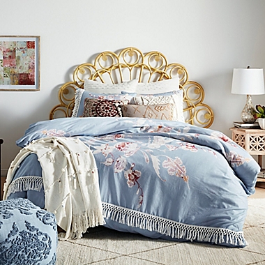 Global Caravan Engineered Floral 2-Piece Twin/Twin XL Duvet Cover Set in Light Blue. View a larger version of this product image.