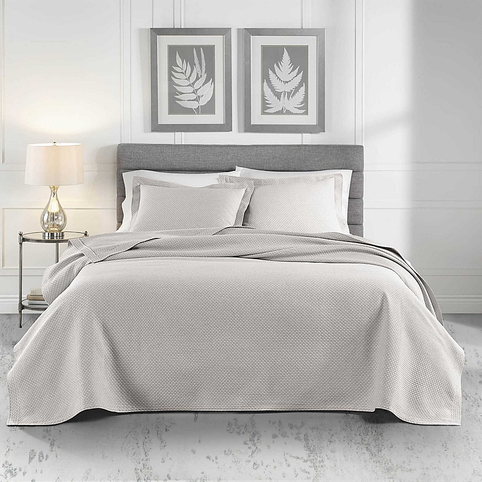 Must Have Sunset 3 Piece King Coverlet, Twin Size Bedspreads At Bed Bath Beyond
