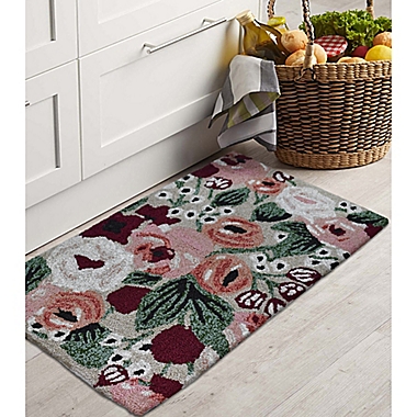 Easy Care Abstract Floral 1&#39;8 x 2&#39;10 Indoor/Outdoor Accent Rug in Red/Green. View a larger version of this product image.