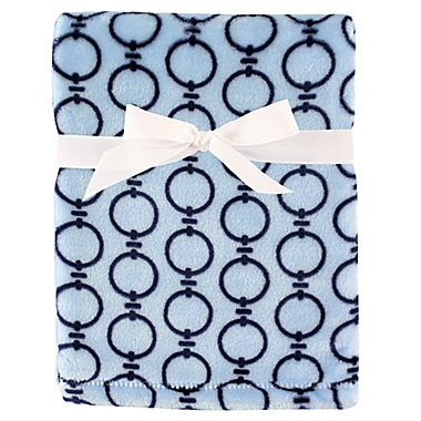 Hudson Baby&reg; Silky Plush Blanket in Links Blue. View a larger version of this product image.