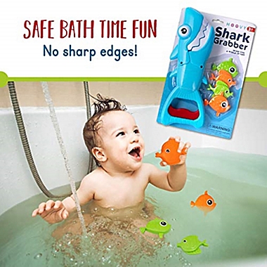 Hoovy 5-Piece Shark Grabber Bath Toy in Blue. View a larger version of this product image.
