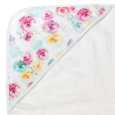 The Honest Company&reg; 2-Pack Rose Blossom Organic Cotton Hooded Towels. View a larger version of this product image.