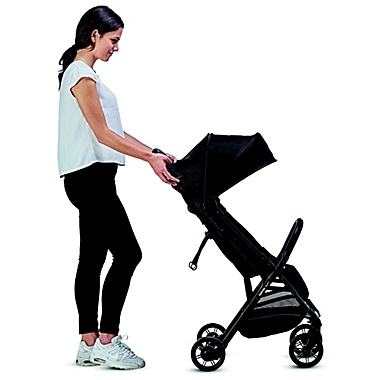 Inglesina Quid Compact Single Stroller in Onyx Black. View a larger version of this product image.