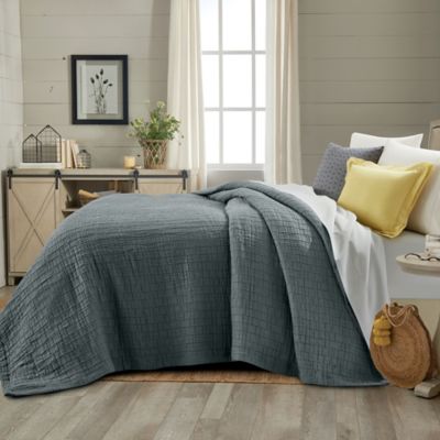 Bee &amp; Willow&trade; Chelsea Coverlet