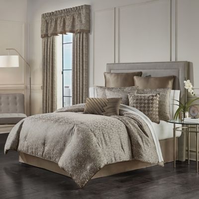 J. Queen New York&trade; Cracked Ice 4-Piece King Comforter Set in Taupe