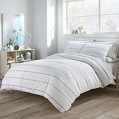 City Scene&reg; Tideline 2-Piece Reversible Twin Comforter Set in White/Navy. View a larger version of this product image.