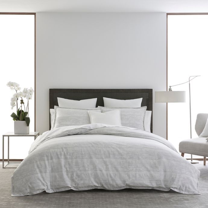 Izi Abstract Batik Reversible Duvet Cover Set In Pale Grey Bed