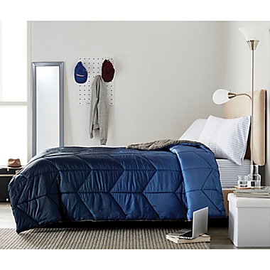 Wamsutta&reg; Puffer 3-Piece Twin/Twin XL Comforter Set in Blue/Navy. View a larger version of this product image.