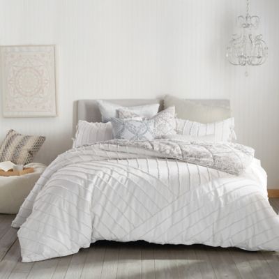 Peri Home Linear Loop Comforter Set in White