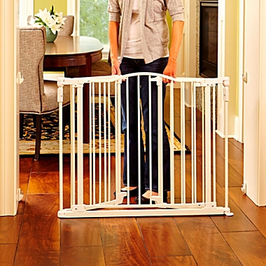 Toddleroo by North States&reg; Deluxe D&eacute;cor Gate&reg; in Soft White. View a larger version of this product image.