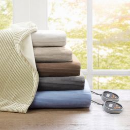Beautyrest Heated Ribbed Micro Fleece Blanket