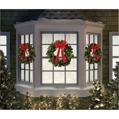 battery operated pre-lit outdoor wreaths