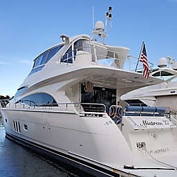 Luxury Yacht Private Cruise by Spur Experiences® (Fort Lauderdale, FL)