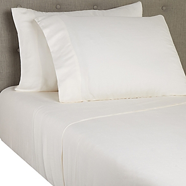 Nestwell&trade; Soft and Cozy Queen Sheet Set in Coconut Milk. View a larger version of this product image.