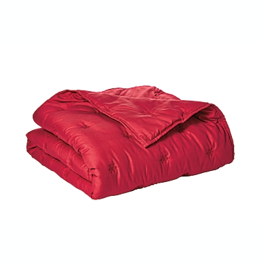 Marmalade&trade; Snowflake 2-Piece Reversible Twin Quilt Set in Red. View a larger version of this product image.