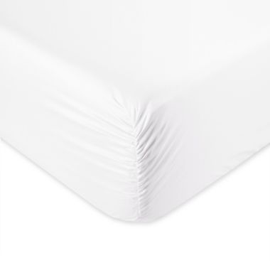 Everhome&trade; Egyptian Cotton 700-Thread-Count King Fitted Sheet in White. View a larger version of this product image.